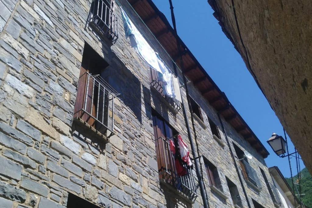 El Capricho De Bego Apartment Biescas  Exterior photo